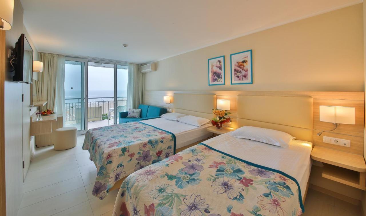Laguna Beach Hotel アルベナ エクステリア 写真